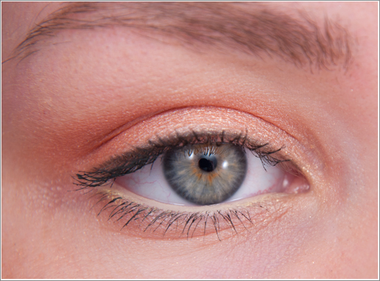makeupstore-vanilla-eyepencil-eyes