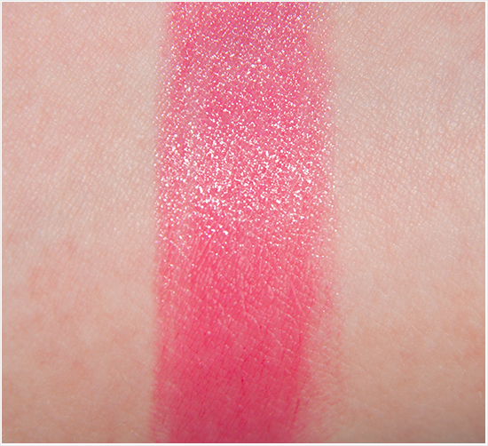 Chanel-87-Rendez-Vous-Rouge-Coco-Shine-Swatch