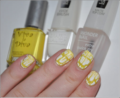 Viva la Diva 51 Yellow Nailpolish IsaDora Graffiti Nails