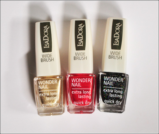 isadora-red-rush-wonder-nails-black-galaxy-gold-sparkles-merry-red-collection