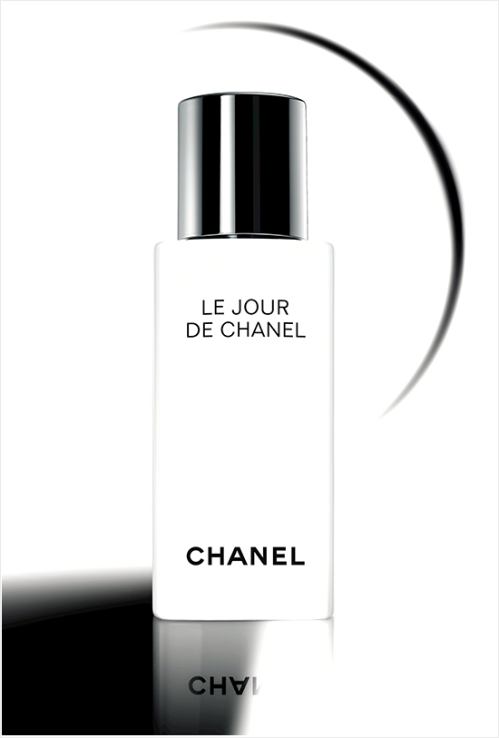 Chanel Les Temps Essentiels