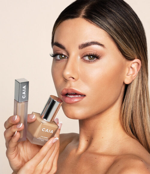 CAIA It's Iconic Foundation & Concealer Bianca Ingrosso